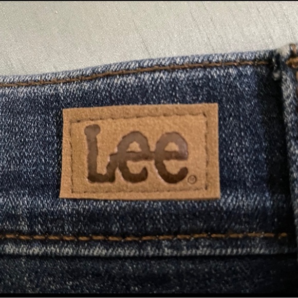 Women’s LEE Size 8 MEDIUM Bootcut Midrise Flex Motion Blue Jeans - Picture 5 of 8
